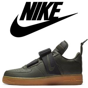 NIKE Air Force 1 Utility Green Gum. W10/ M8.5. NEW
